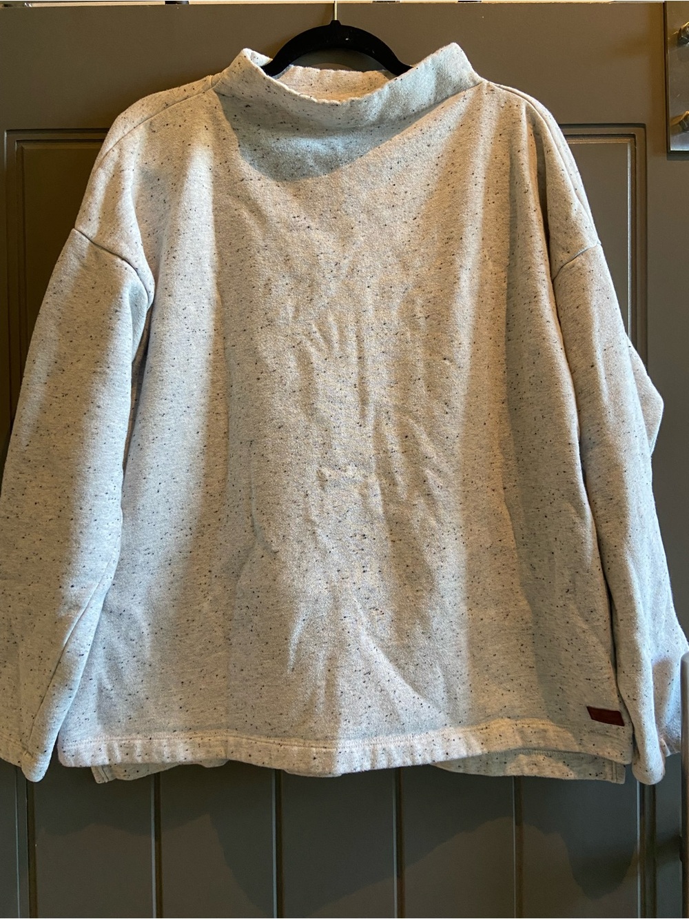 L.L. Bean Speckled Light Gray Pullover with Leather Logo Patch
